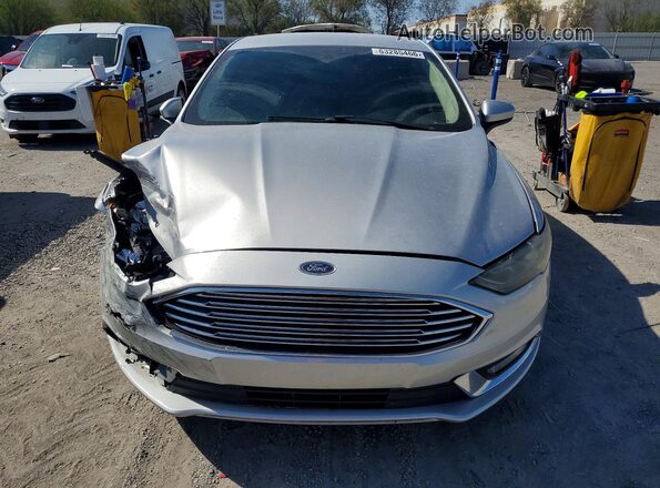 3FA6P0LU2JR246298 2018 FORD FUSION Silver Вид спереду