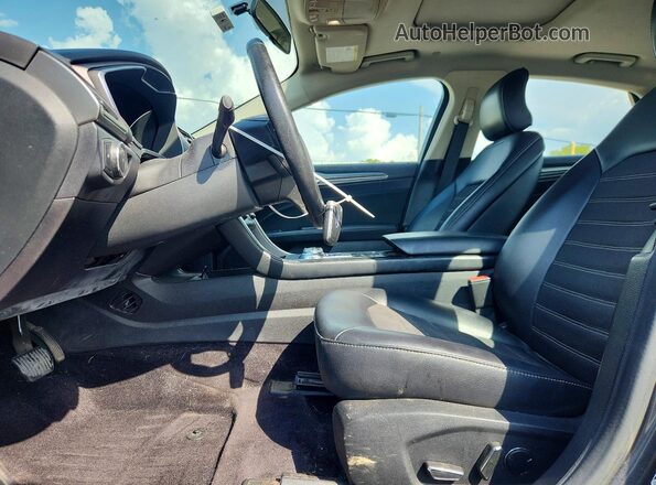 3FA6P0LU3HR181228 2017 FORD FUSION Серый Вид салона спереди