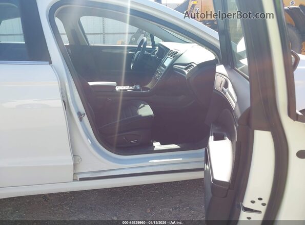 3FA6P0LU3KR274385 2019 FORD FUSION HYBRID White Սալոնի դիմացի տեսք