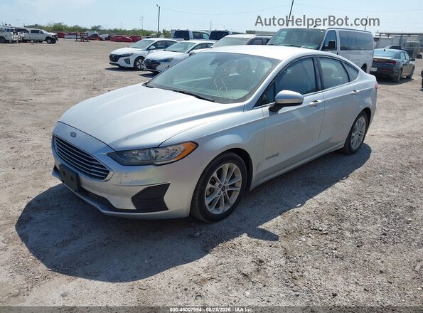 3FA6P0LU4KR190835 2019 FORD FUSION HYBRID Silver Przód lewy