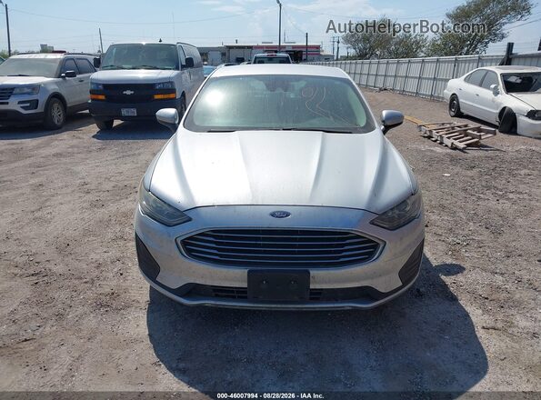3FA6P0LU4KR190835 2019 FORD FUSION HYBRID Silver Widok z przodu