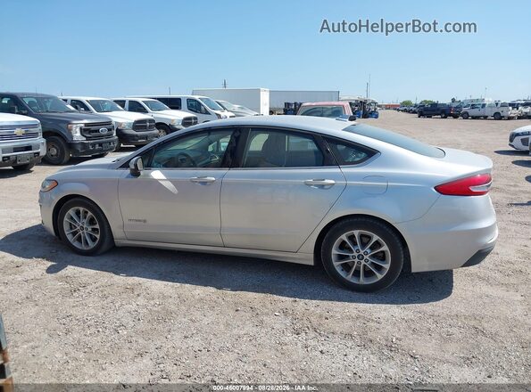 3FA6P0LU4KR190835 2019 FORD FUSION HYBRID Silver Widok wnętrza 360 stopni