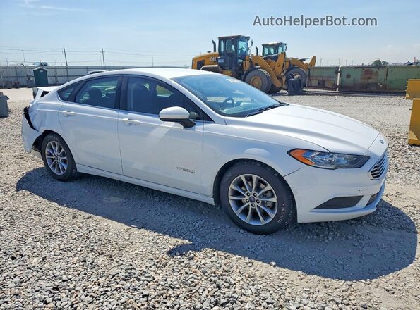 3FA6P0LU5HR238268 2017 FORD FUSION White Передня права чверть