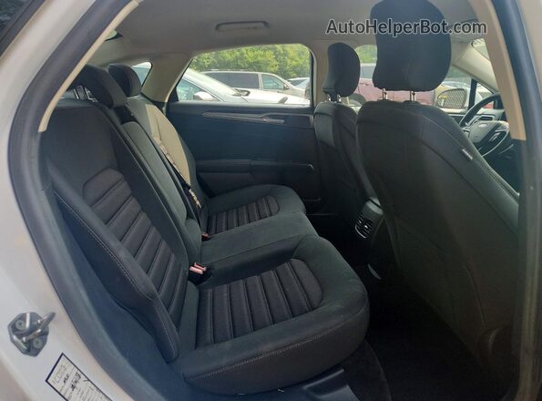 3FA6P0LU5JR172892 2018 FORD FUSION White Vista de los asientos traseros