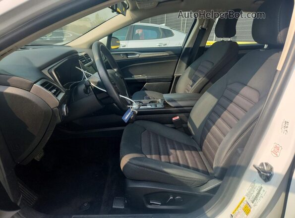 3FA6P0LU5JR172892 2018 FORD FUSION White Vista interior delantera