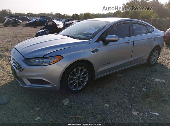 3FA6P0LU6HR336578 2017 FORD FUSION HYBRID Silver Vista tres cuartos delantera izquierda
