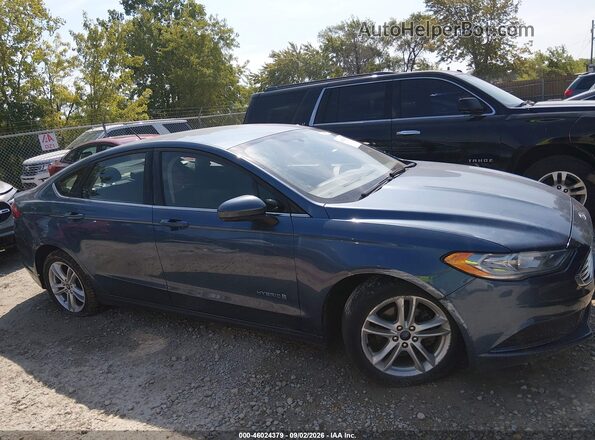 3FA6P0LU7JR268975 2018 FORD FUSION HYBRID Blue Rear interior view