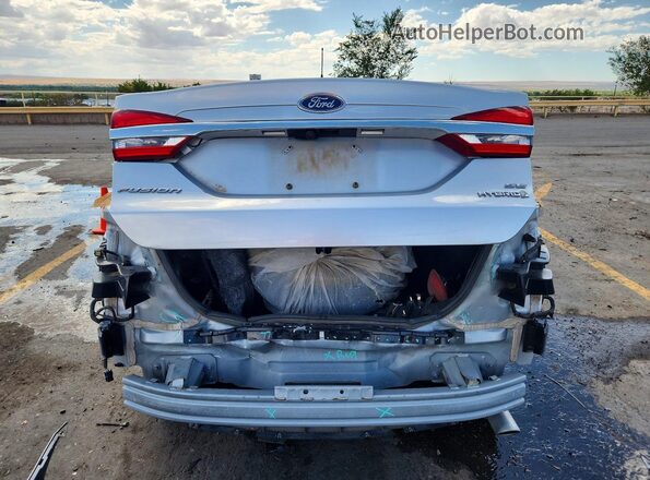 3FA6P0LU9JR182549 2018 FORD FUSION Silver Vista trasera