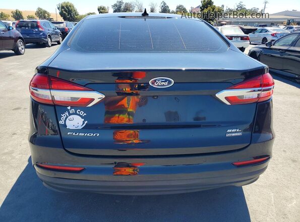 3FA6P0MU7LR139345 2020 FORD FUSION Black Widok z tyłu