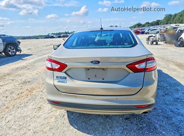 3FA6P0PU2GR195968 2016 FORD FUSION Бежевый Вид сзади