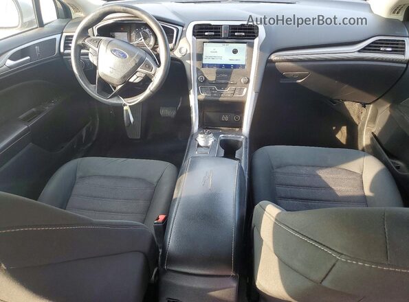 3FA6P0T93LR173036 2020 FORD FUSION Silver Widok deski rozdzielczej