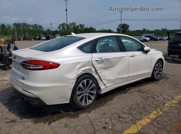 3FA6P0T97KR147585 2019 FORD FUSION Белый Задняя правая четверть