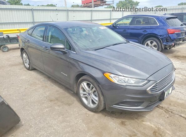 3FA6P0UU0JR100495 2018 FORD FUSION Серый Передняя правая четверть