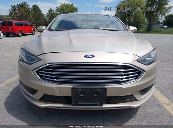 3FA6P0UU4JR271556 2018 FORD FUSION HYBRID Cream Front view
