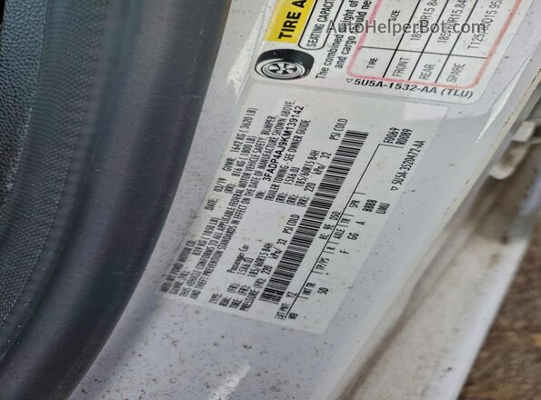 3FADP4AJ9KM139142 2019 FORD FIESTA White Engine compartment view