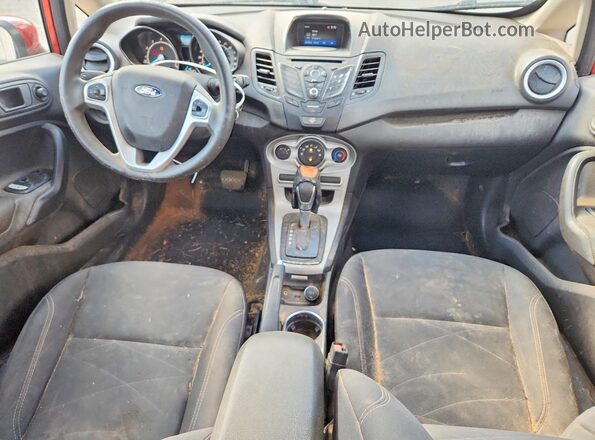 3FADP4BJ2KM111536 2019 FORD FIESTA Red Vista del salpicadero