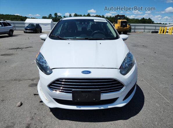 3FADP4BJ2KM125470 2019 FORD FIESTA White Front view