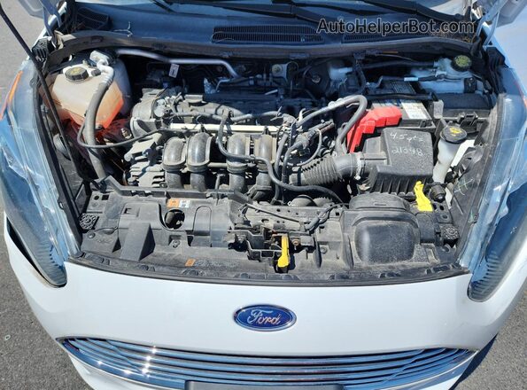 3FADP4BJ2KM125470 2019 FORD FIESTA White Rear interior view
