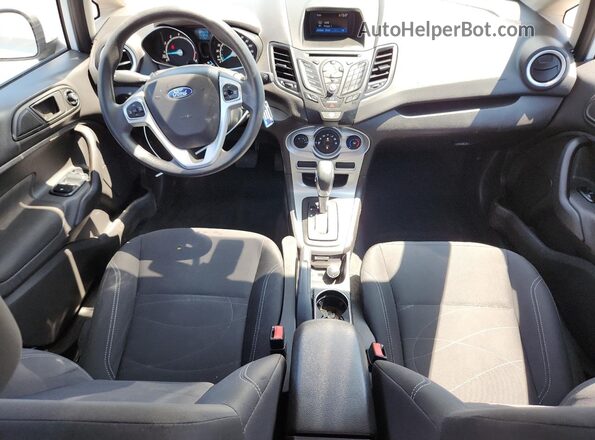 3FADP4BJ2KM125470 2019 FORD FIESTA White Dashboard view