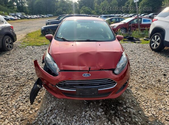 3FADP4BJ3JM126626 2018 FORD FIESTA Red Widok z przodu