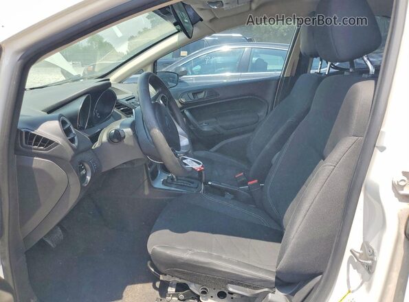 3FADP4BJ3KM145789 2019 FORD FIESTA White Вид салону спереду