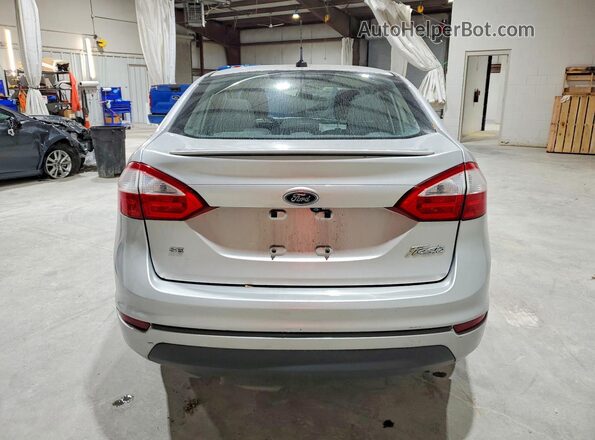 3FADP4BJ5KM105651 2019 FORD FIESTA Серебряный Вид сзади