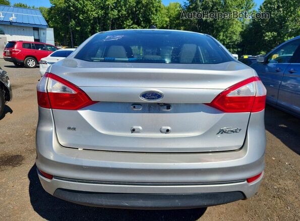3FADP4BJ9JM116408 2018 FORD FIESTA Серебряный Вид сзади