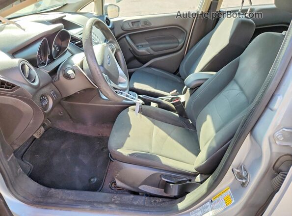 3FADP4EJ1KM123897 2019 FORD FIESTA Silver წინა სალონის ხედი