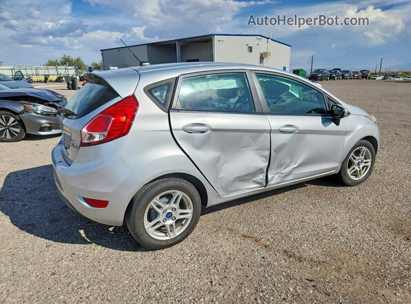3FADP4EJ1KM123897 2019 FORD FIESTA Silver უკანა მარჯვენა