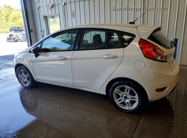 3FADP4EJ4JM132866 2018 FORD FIESTA White Tył lewy
