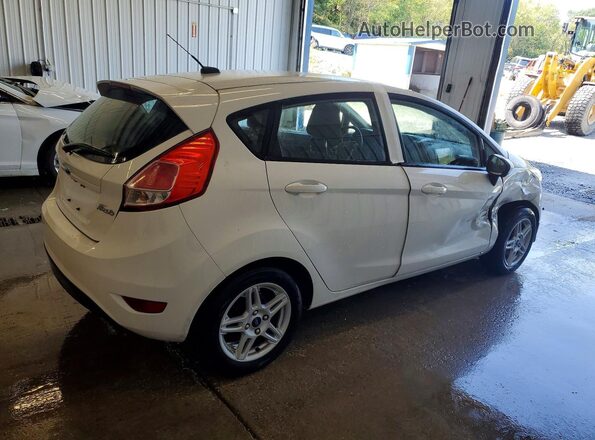 3FADP4EJ4JM132866 2018 FORD FIESTA White Tył prawy