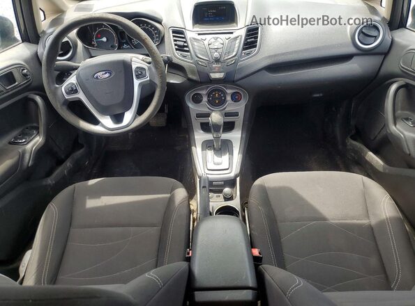 3FADP4EJ5KM108884 2019 FORD FIESTA Черный Вид панели приборов