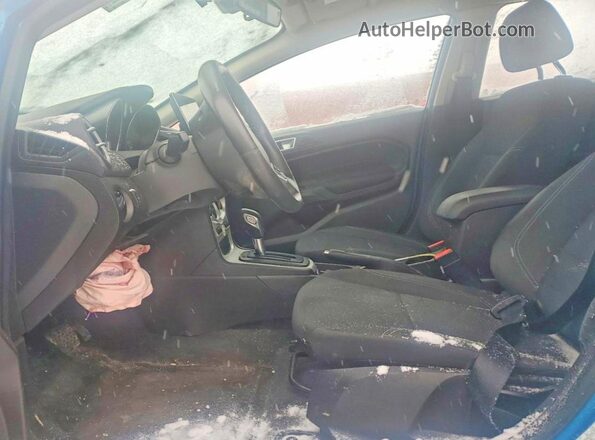 3FADP4EJ8GM149307 2016 FORD FIESTA Синий Вид салона спереди