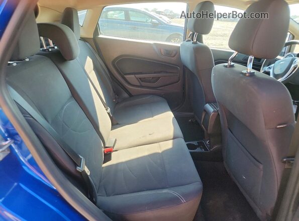 3FADP4EJ9JM135648 2018 FORD FIESTA Синий Вид задних сидений