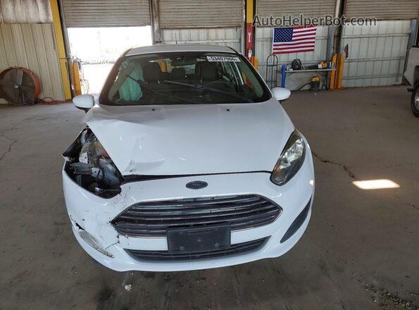 3FADP4TJ5HM159829 2017 FORD FIESTA White Widok z przodu