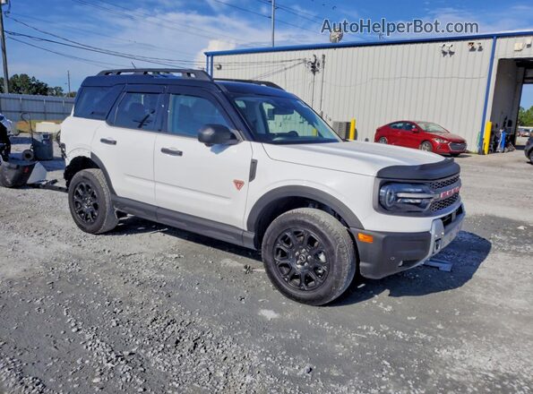 3FMCR9DA4SRF61584 2025 FORD BRONCO White Przód prawy