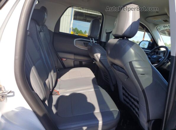 3FMCR9DA4SRF61584 2025 FORD BRONCO White Widok wnętrza z tyłu