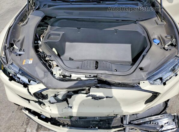3FMTK3R72SMA22845 2025 FORD MUSTANG Кремовый Вид подкапотного пространства
