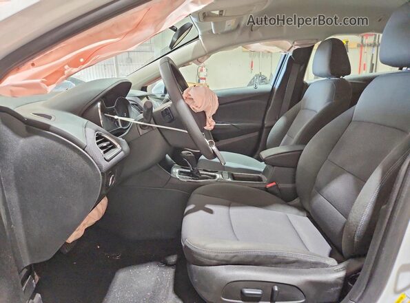 3G1BE6SM8JS606324 2018 CHEVROLET CRUZE White Widok wnętrza z przodu