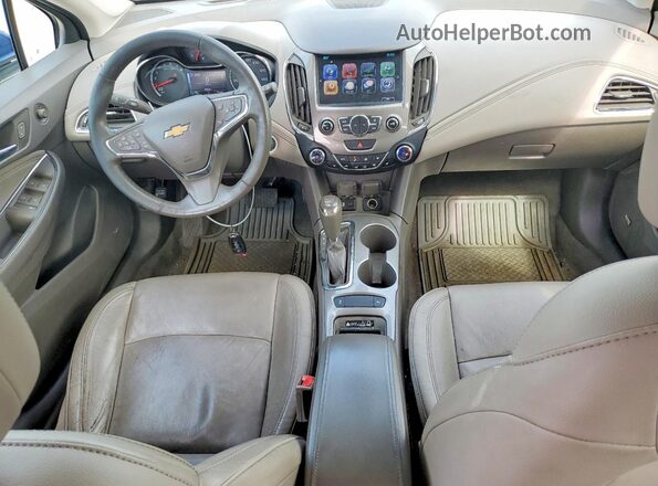 3G1BF6SM5JS618329 2018 CHEVROLET CRUZE Синий Вид панели приборов
