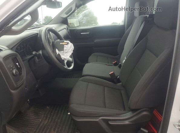 3GCNAAEK3TG270066 2026 CHEVROLET SILVERADO Белый Вид салона спереди