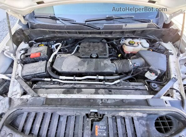 3GCNAAEK7NG577629 2022 CHEVROLET SILVERADO White Սալոնի հետևի տեսք