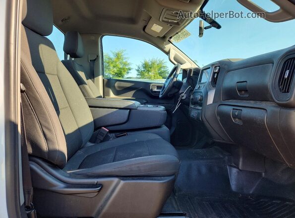 3GCNWAEF9LG336625 2020 CHEVROLET SILVERADO White Widok tylnych siedzeń