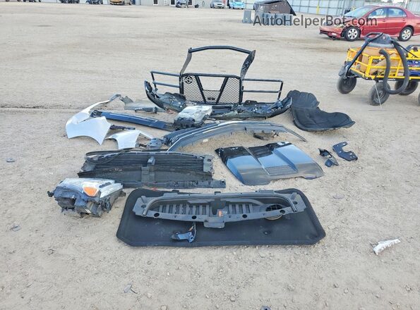 3GCUDFED2NG602860 2022 CHEVROLET SILVERADO Серебряный Вид подкапотного пространства