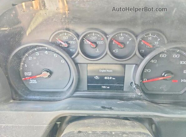 3GCUKCED1TG269472 2026 CHEVROLET SILVERADO Белый Вид щитка приборов