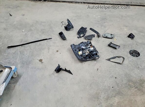 3GCUKREC5JG413421 2018 CHEVROLET SILVERADO Черный Вид подкапотного пространства
