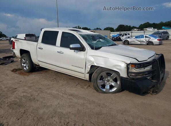 3GCUKSEC1JG555708 2018 CHEVROLET SILVERADO Белый Передняя правая четверть