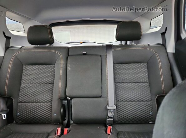 3GKALTEV4LL154983 2020 GMC TERRAIN Silver Vista de los asientos traseros