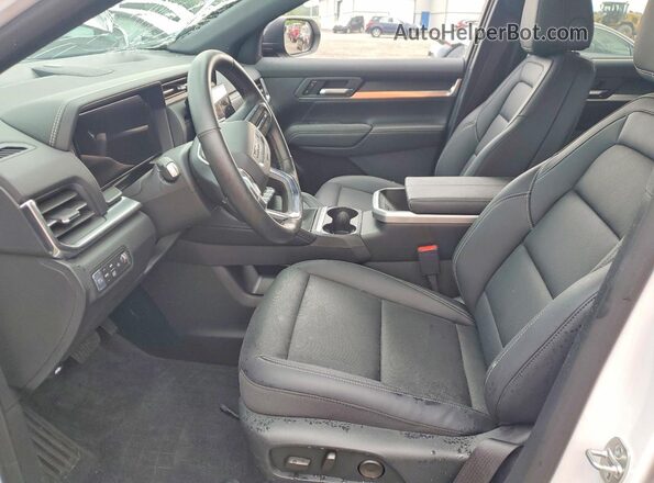 3GKALUEG3TL375014 2026 GMC TERRAIN Белый Вид салона спереди