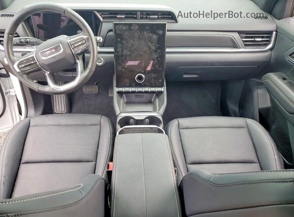 3GKALUEG3TL375014 2026 GMC TERRAIN Белый Вид панели приборов